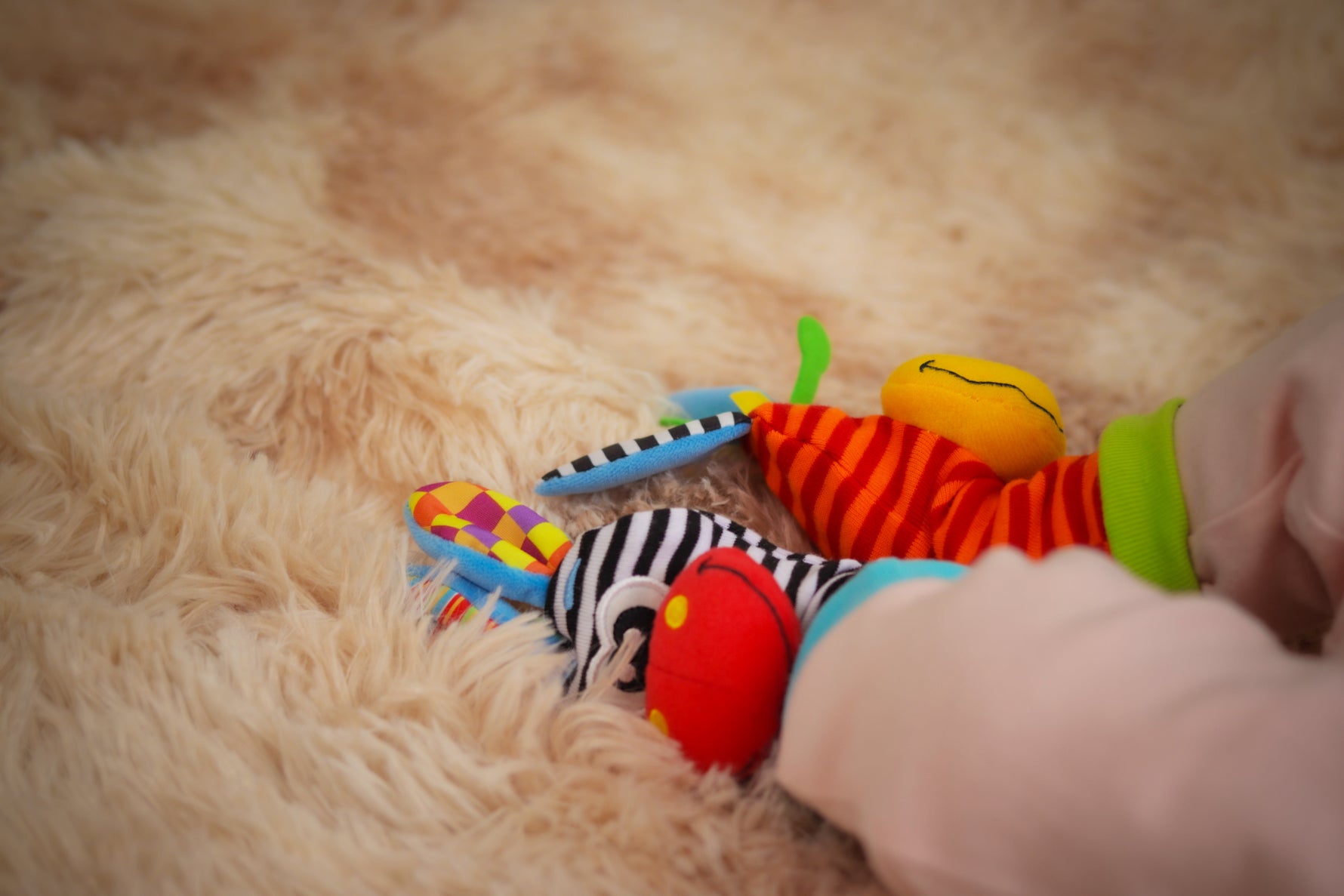 Bebés 3–6 meses: estímulos clave en casa